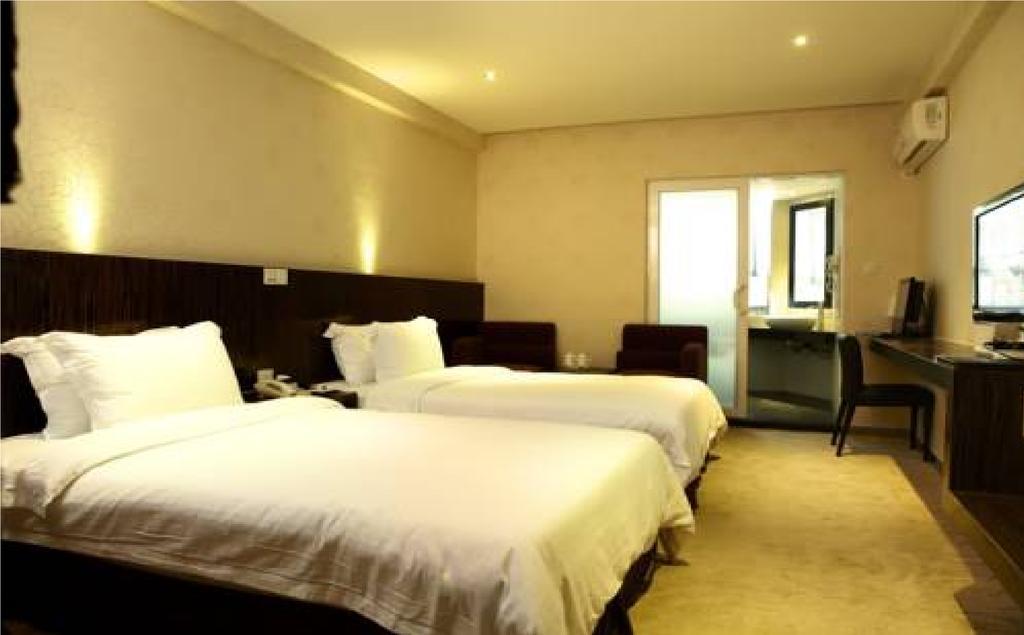 Shenzhen Luohu Art Hotel, Dongmen Shopping Center Стая снимка